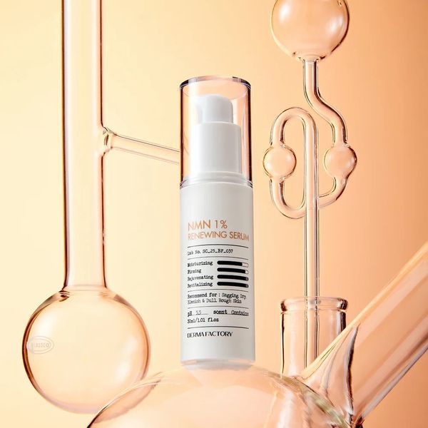 Оновлювальна сироватка для обличчя Derma Factory NMN 1% Renewing Serum, 30 мл 3098881126 фото