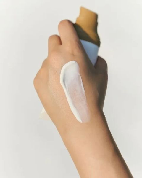 Легкий сонцезахисний крем Skin1004 Madagascar Centella Air-fit Suncream Light SPF30 PA++++ 50 ml 3018834727 фото