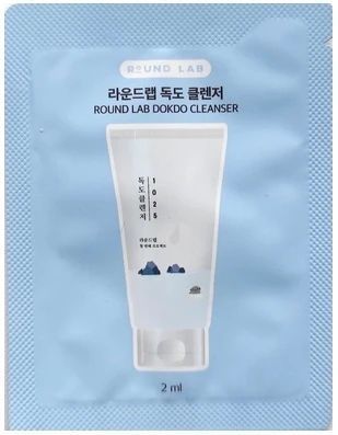 Мягкая пенка для умывания пробник Round Lab Dokdo Cleanser, 2 мл 8809864762251 фото