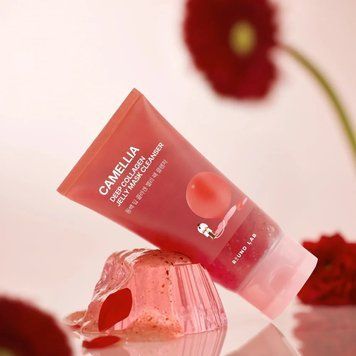 Очищающий желейный гель для лица с камелией и коллагеном ROUND LAB Camellia Deep Collagen Jelly Mask Cleanser, 150 мл 2880003592 фото